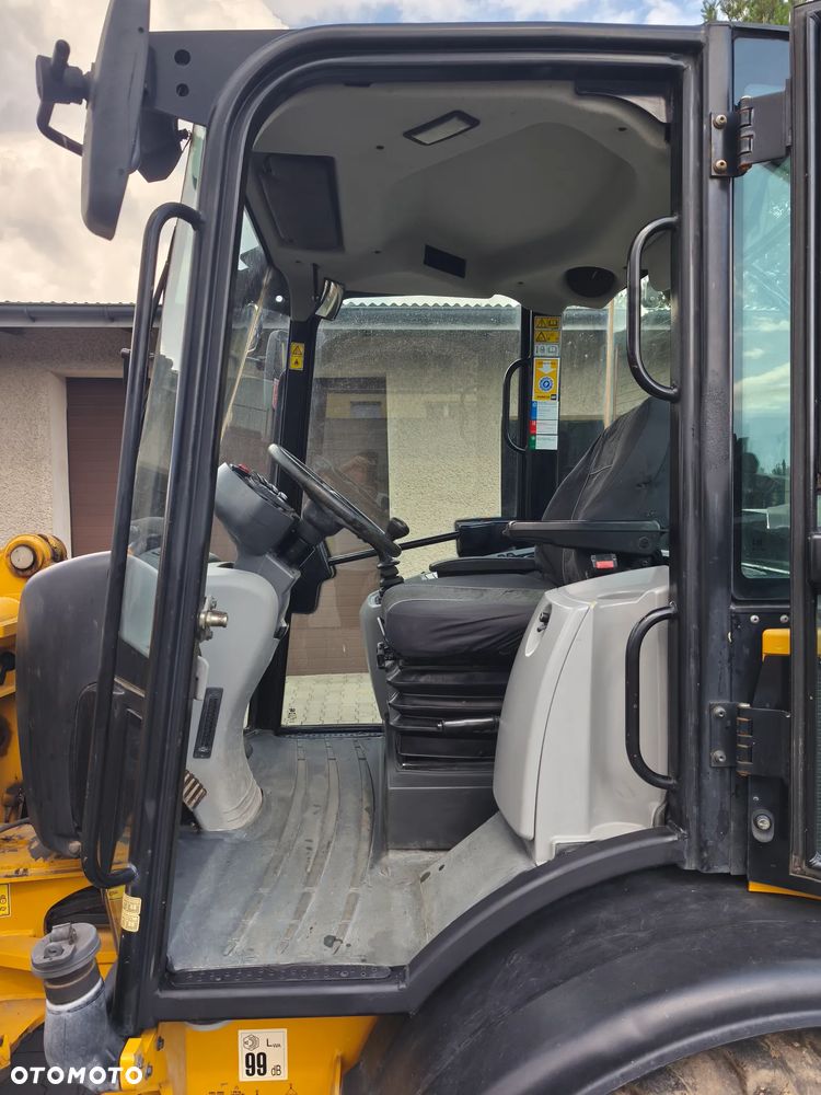 Caterpillar 908 - CAT 906 - 26