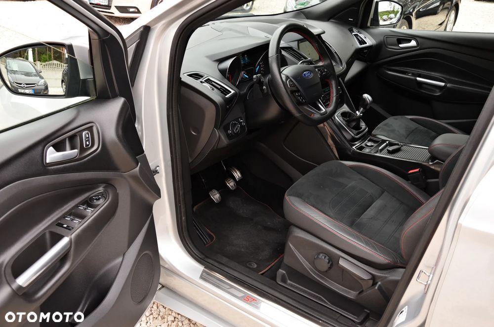 Ford Kuga - 7