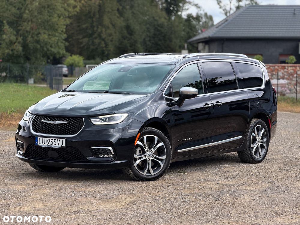Chrysler Pacifica - 1