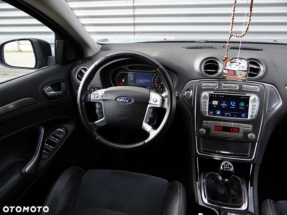 Ford Mondeo 2.2 TDCi Titanium - 21
