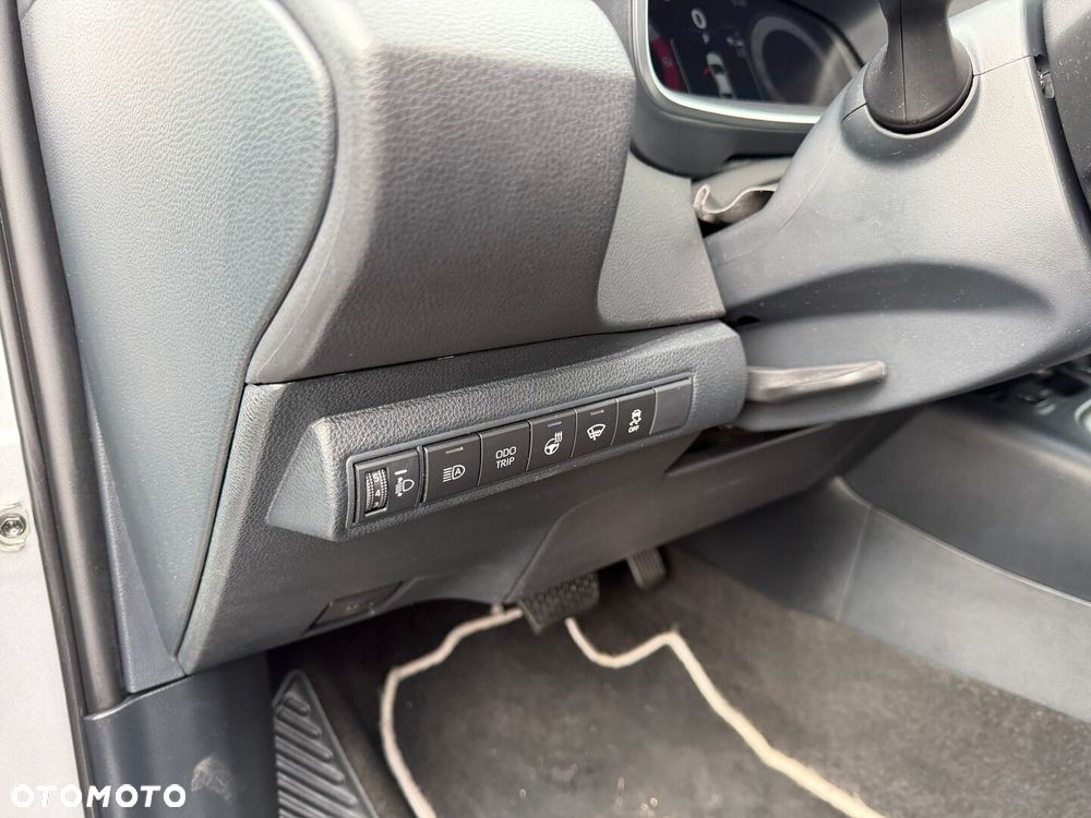Toyota Corolla 1.8 Hybrid Comfort - 27