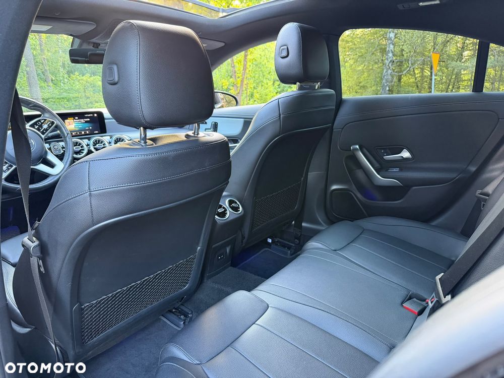 Mercedes-Benz CLA 250 AMG Line 7G-DCT - 20