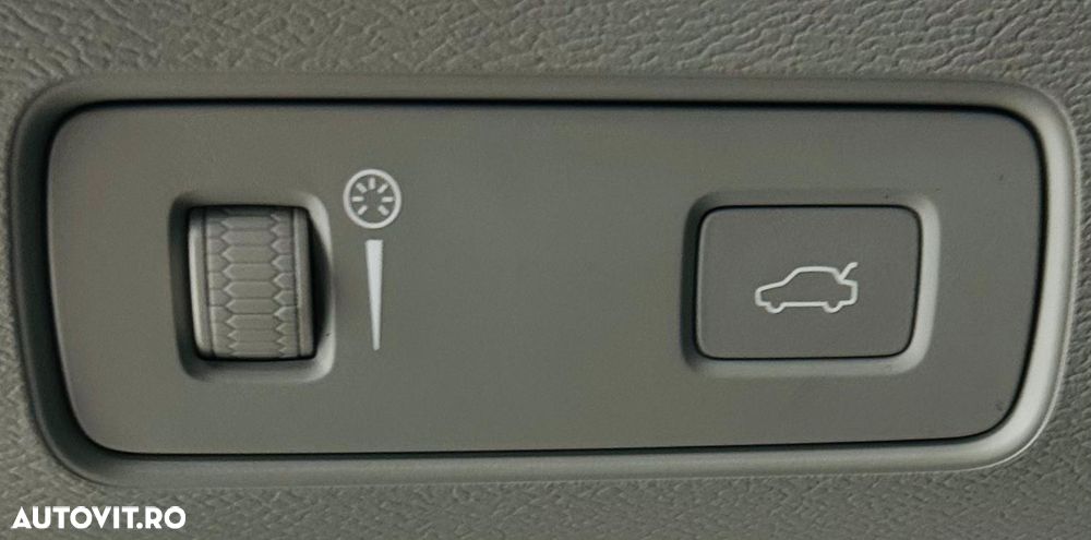 Volvo XC 40 D3 Momentum Pro - 13