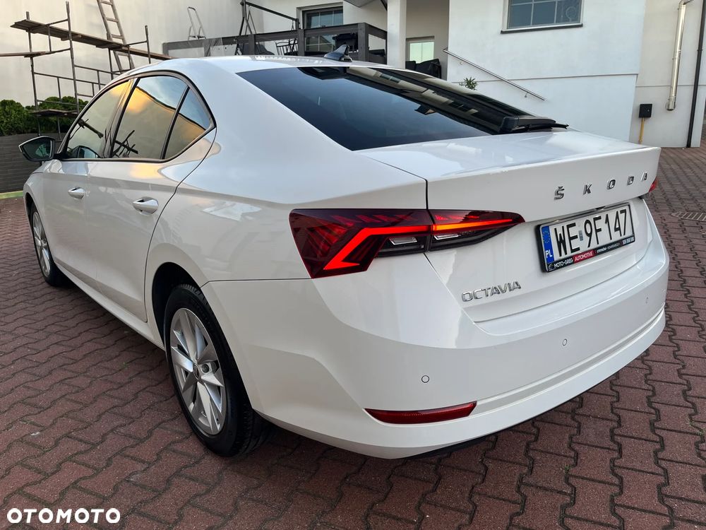 Skoda Octavia 2.0 TDI Ambition - 6