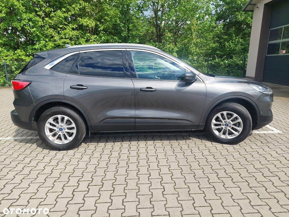 Ford Kuga - 5