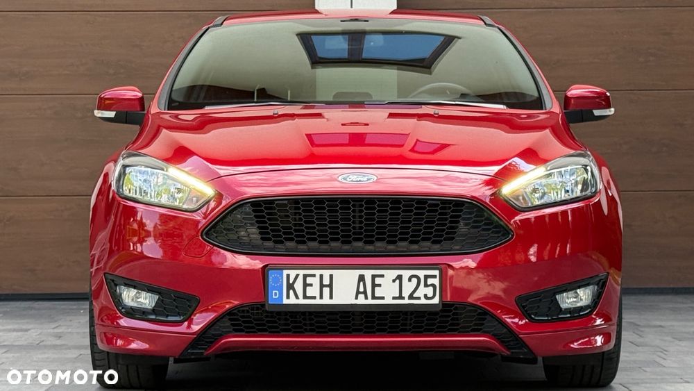 Ford Focus 1.0 EcoBoost Start-Stopp-System ST-LINE DESIGN - 13