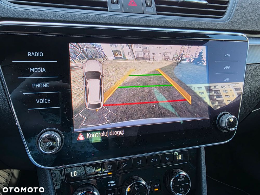 Skoda Superb 2.0 TSI Sportline DSG - 16