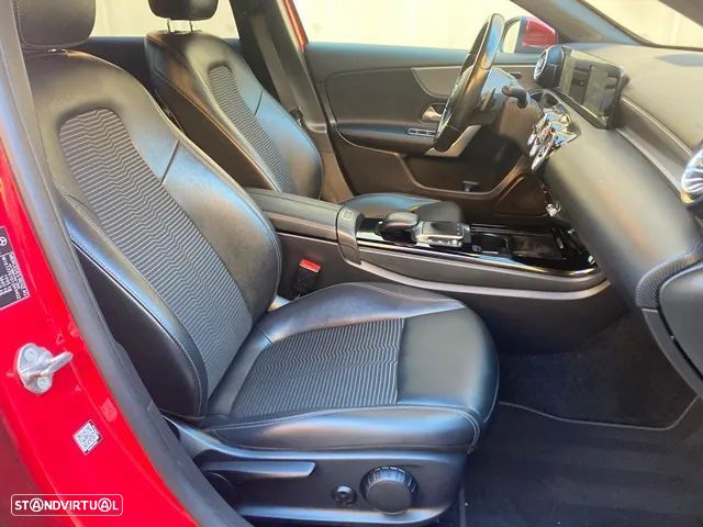 Mercedes-Benz A 180 d 8G-DCT Edition 2021 - 35