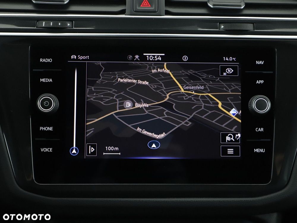 Volkswagen Tiguan - 13