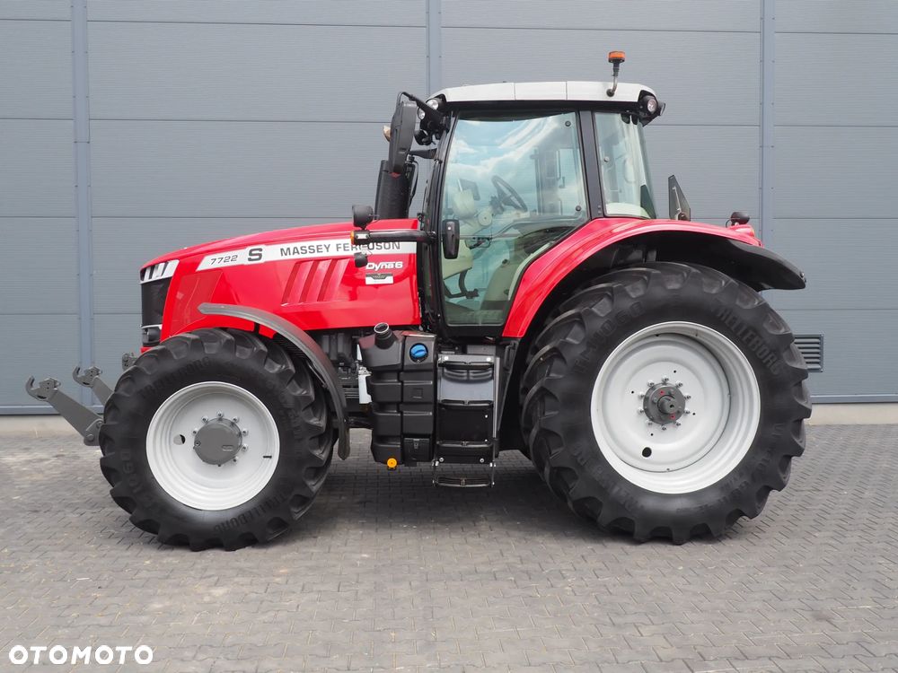Massey Ferguson 7722 S - 12