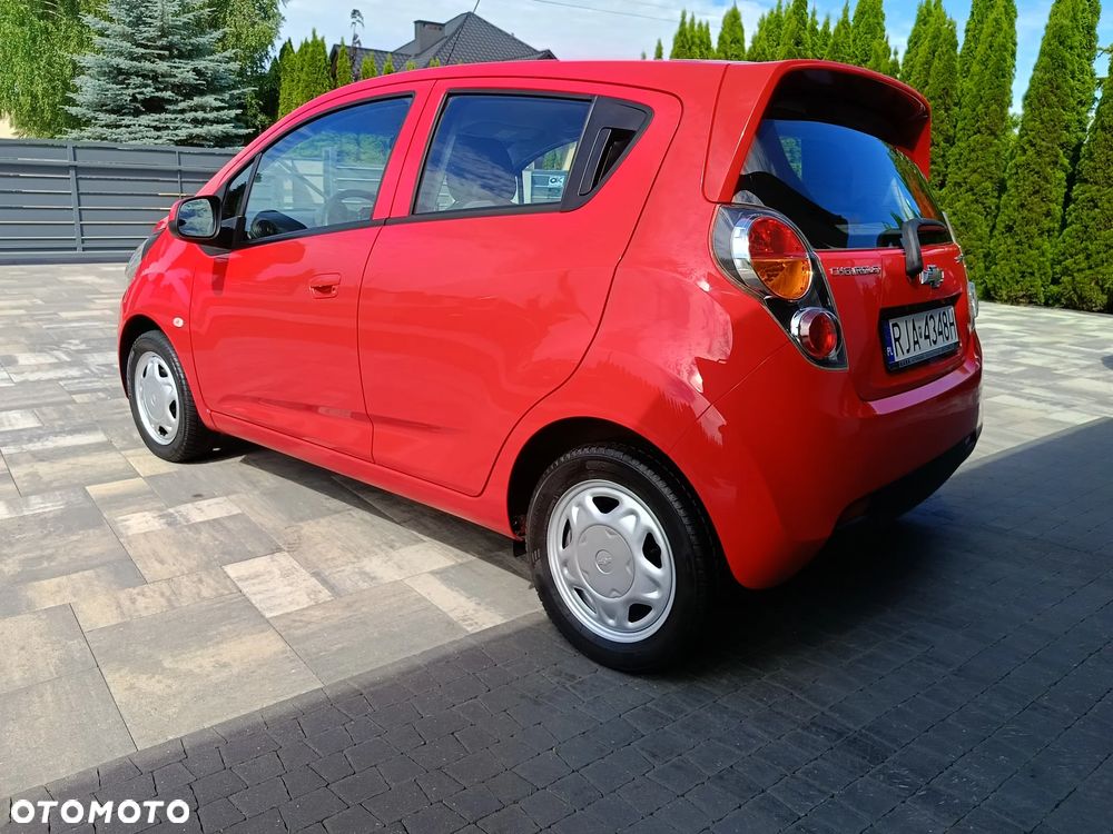 Chevrolet Spark 1.0 + - 13