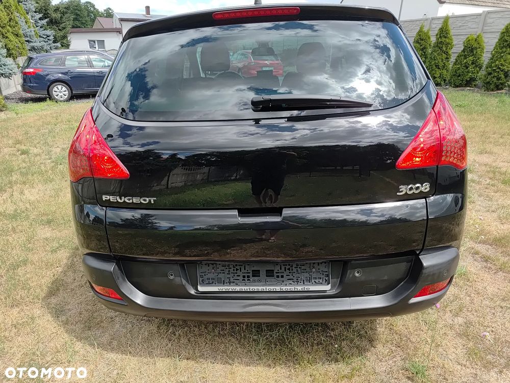 Peugeot 3008 2.0 HDi Premium - 8
