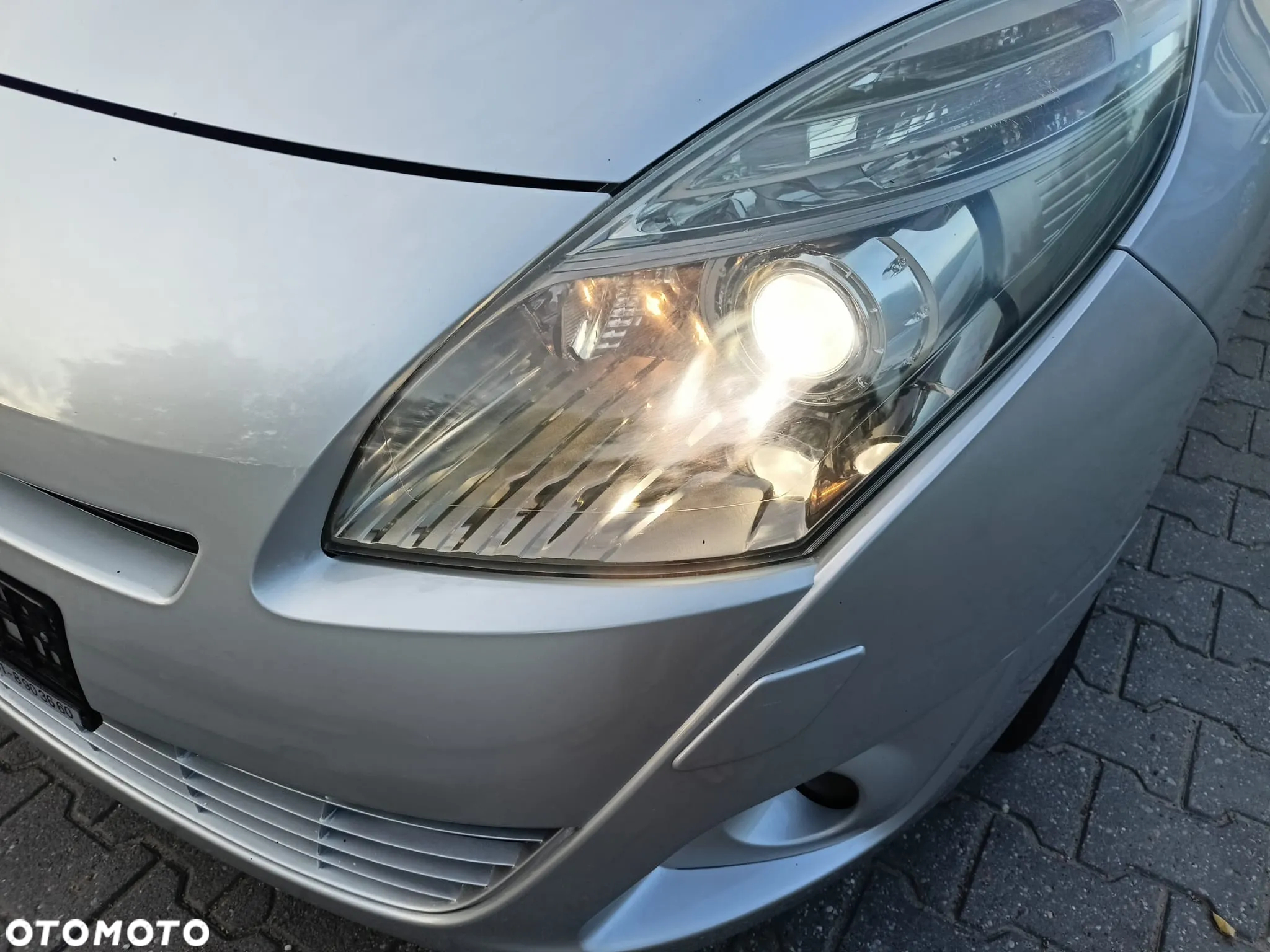 Renault Grand Scenic dCi 150 FAP Luxe - 28