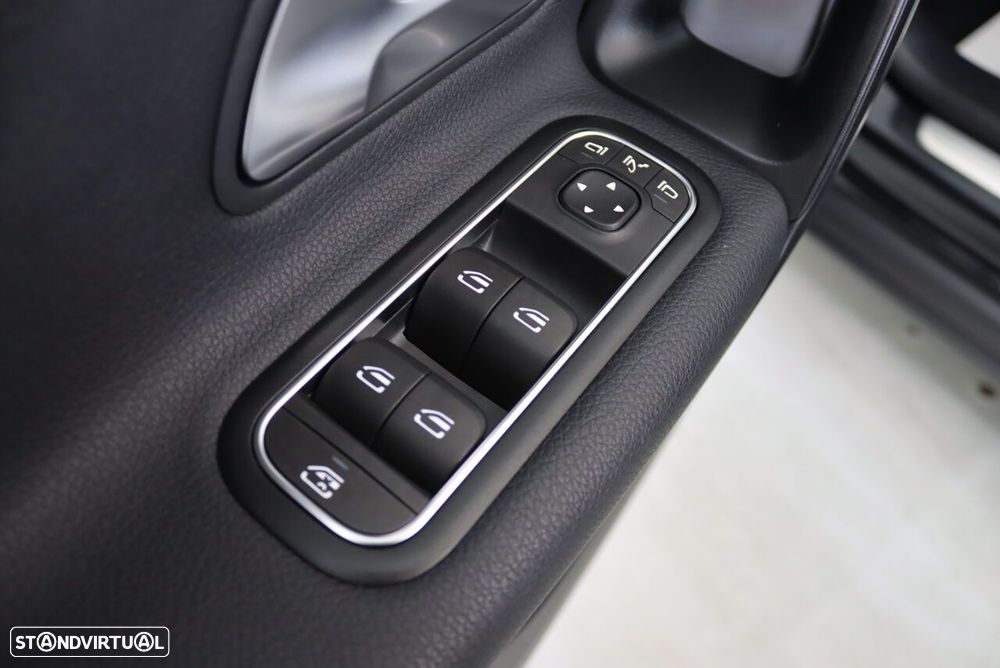 Mercedes-Benz A 200 - 16