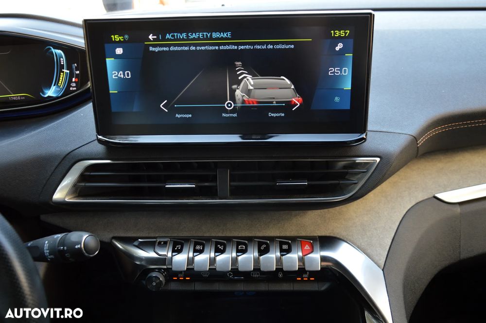 Peugeot 3008 225 e-EAT8 GT - 22