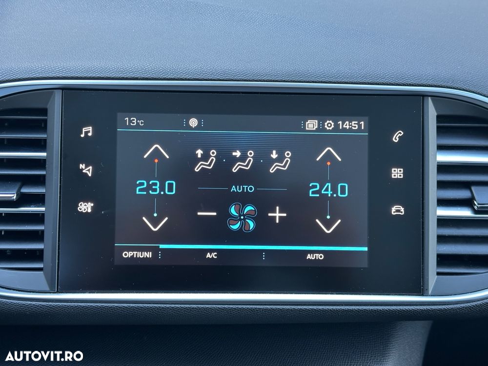 Peugeot 308 - 30