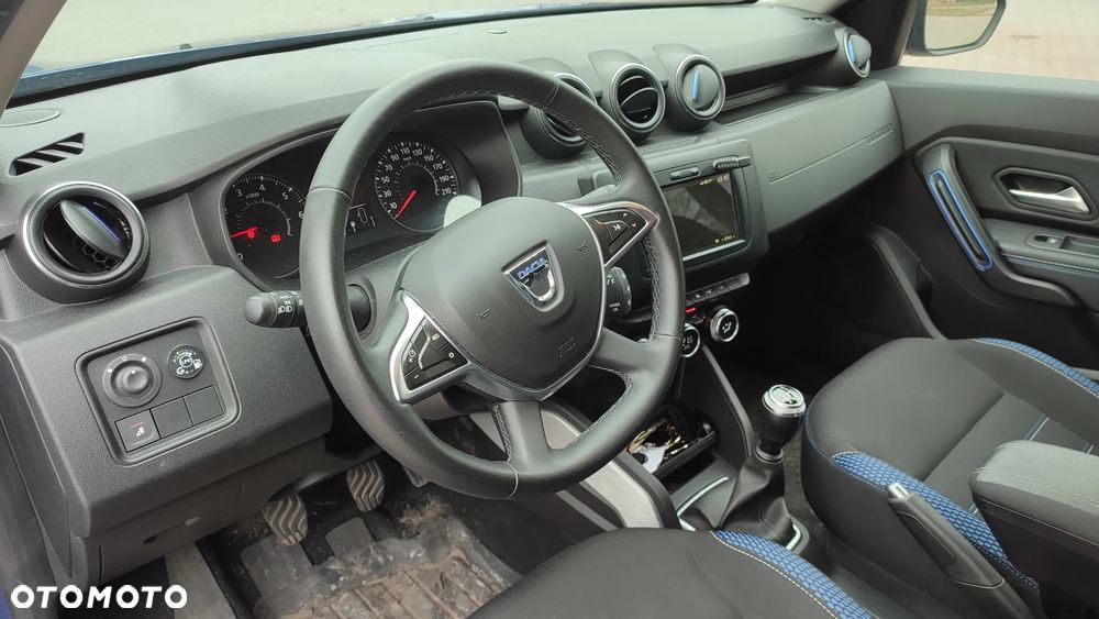 Dacia Duster 1.0 TCe SL Celebration - 8