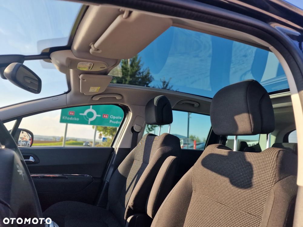 Peugeot 5008 1.6 BlueHDI Active S&S - 19