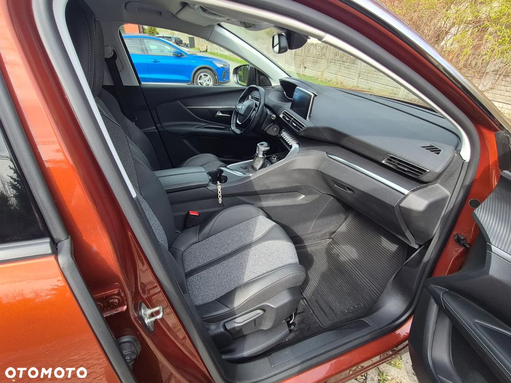 Peugeot 3008 1.5 BlueHDi Active S&S - 19