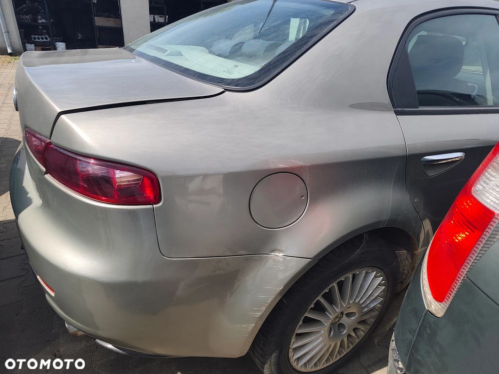Alfa Romeo 159 2,4  JTDM  diesel na części drzwi szyba klapa lusterko silnik skrzynia fotel itp - 10