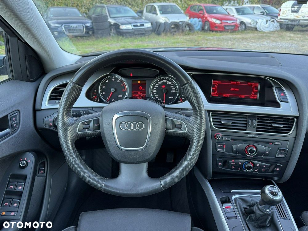 Audi A4 Limousine - 26