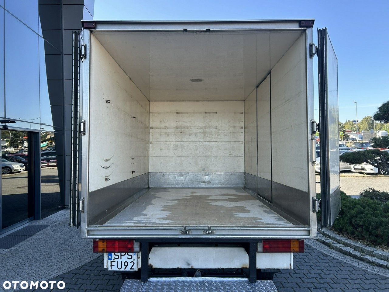 Mercedes-Benz Sprinter - 6
