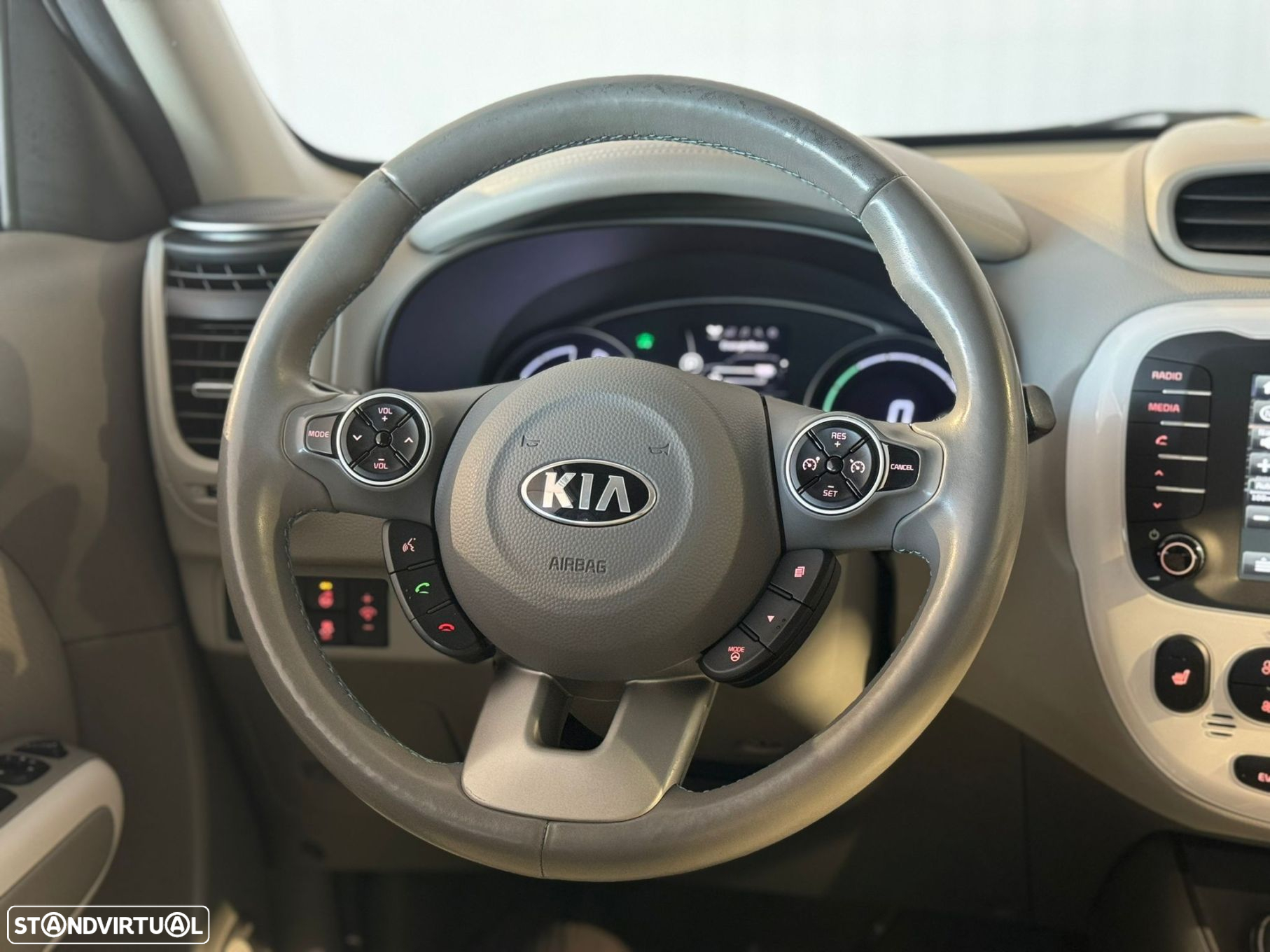 Kia e-Soul - 31
