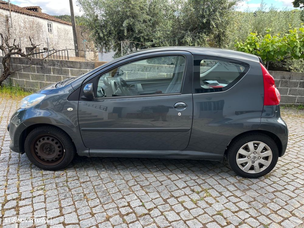 Peugeot 107 1.4 HDi Trendy - 3