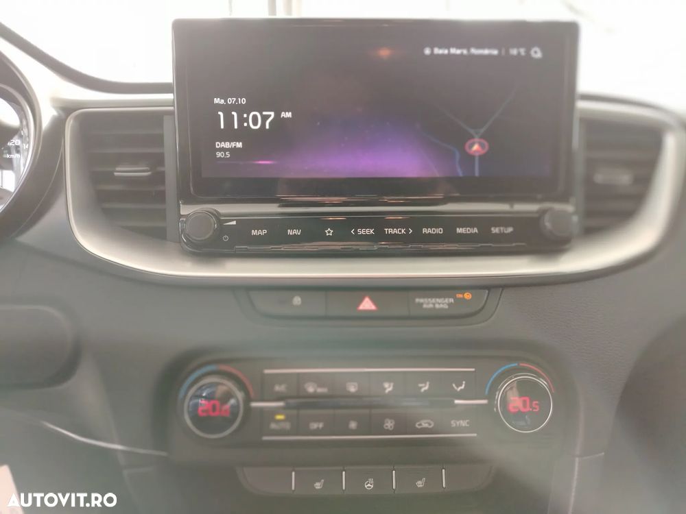 Kia XCeed 1.5 T-GDI 7DCT City - 12