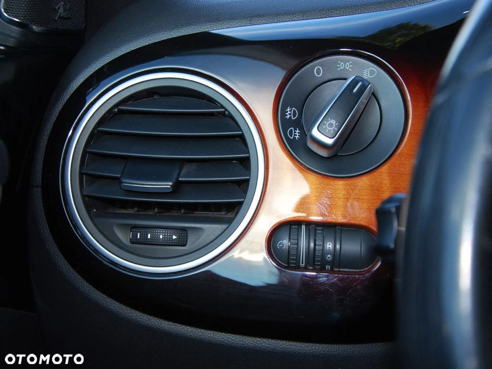 Volkswagen Beetle The 1.6 TDI DPF DSG Fender Edition - 33