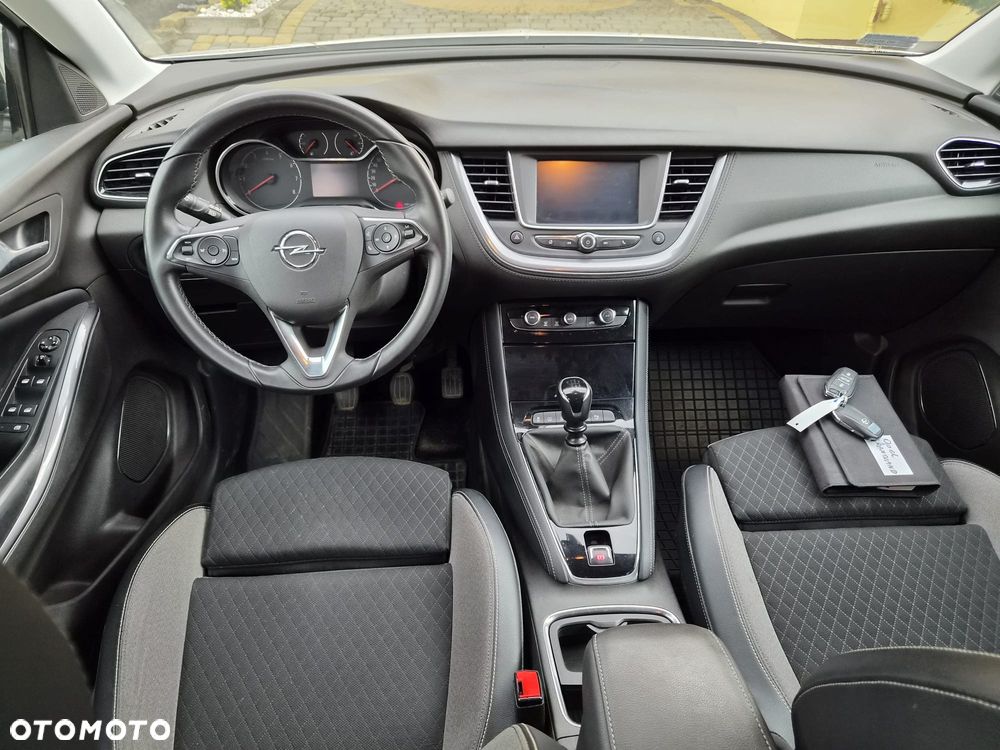 Opel Grandland X 1.2 T Innovation S&S - 9