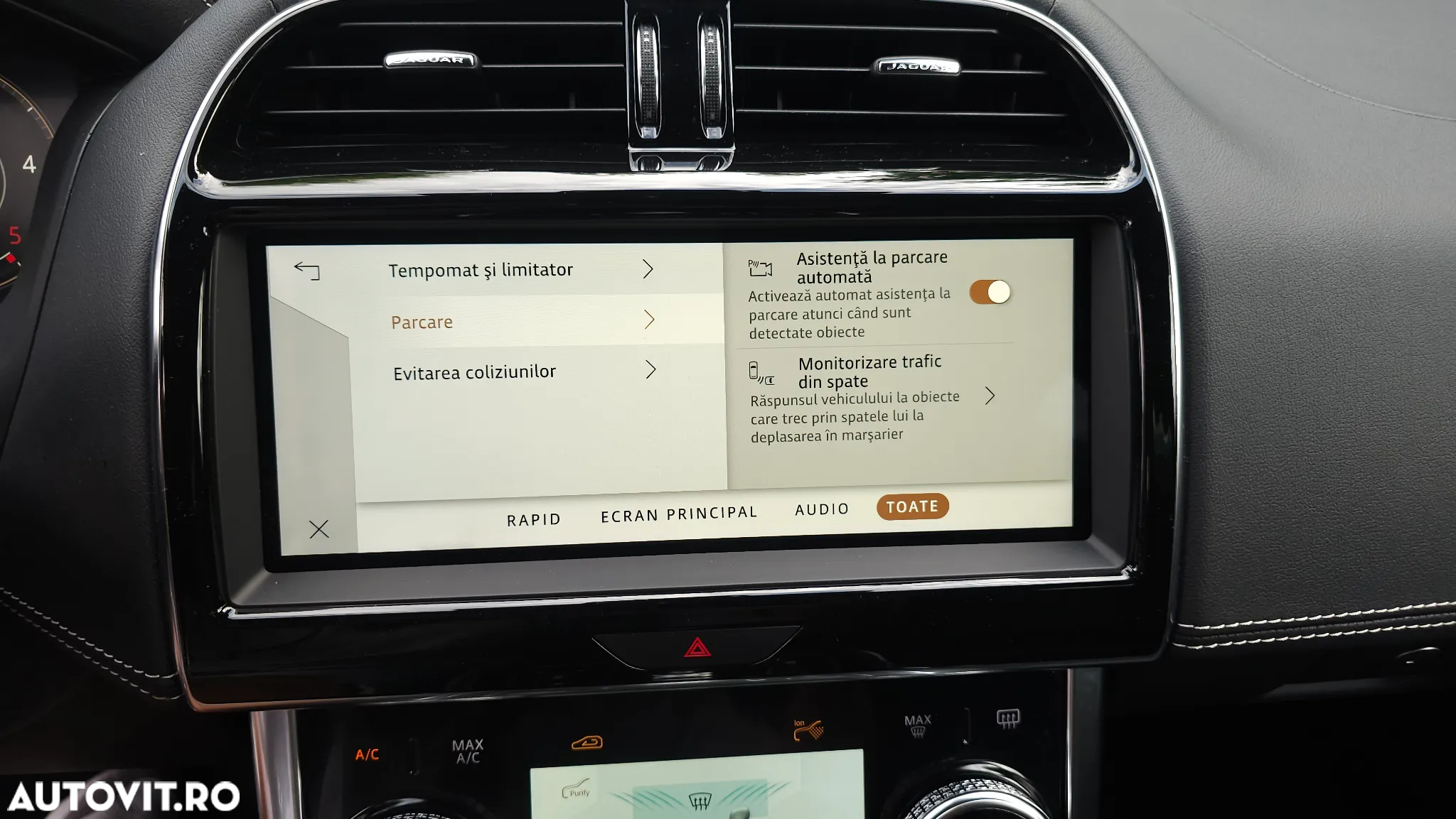 Jaguar XE D200 AWD Aut. R-Dynamic Black - 16