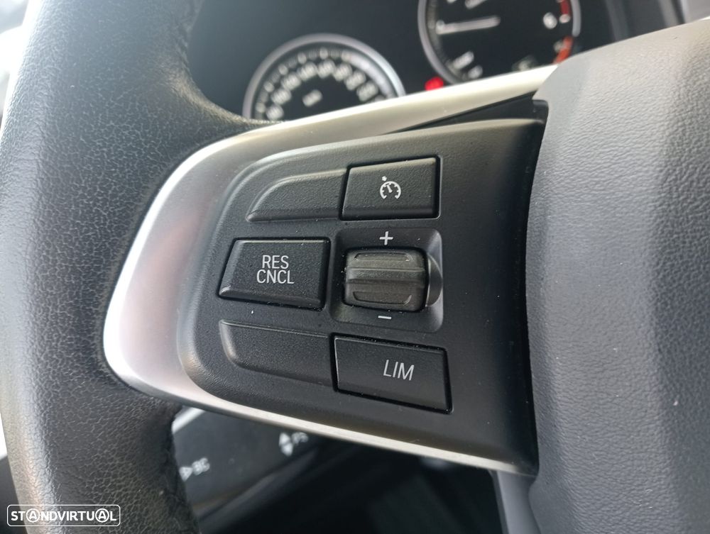 BMW X1 16 d sDrive Line Sport Auto - 2