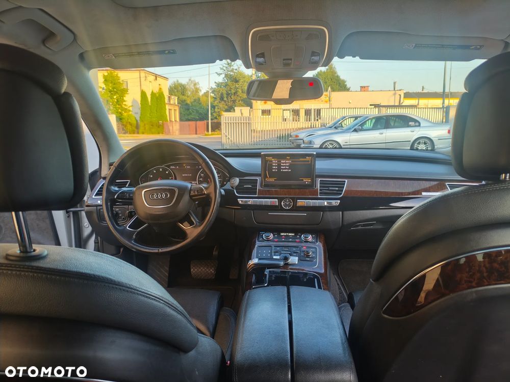 Audi A8 4.2 FSI L Quattro - 32