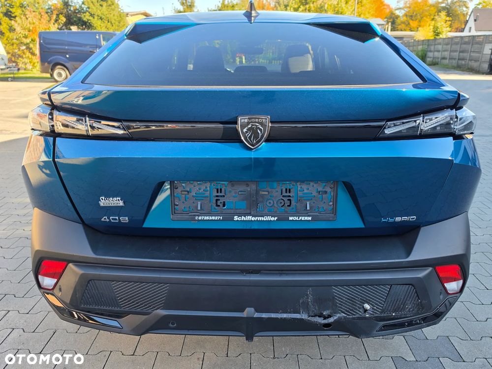Peugeot 408 - 4