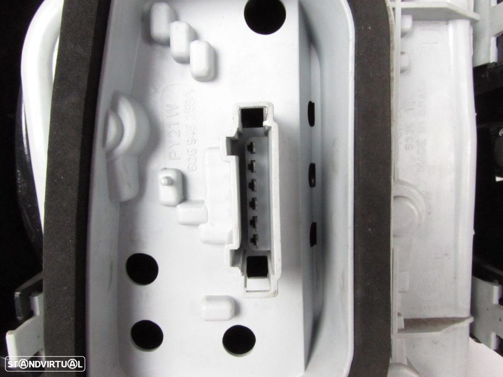 Farolim Direito/Trás Seminovo/ Original VW POLO (9N_) 6Q6945096B - 5