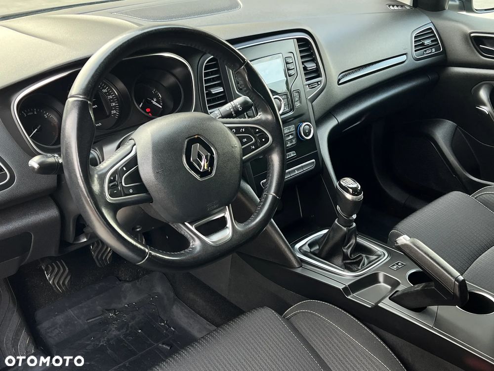Renault Megane 1.2 Energy TCe Life - 19