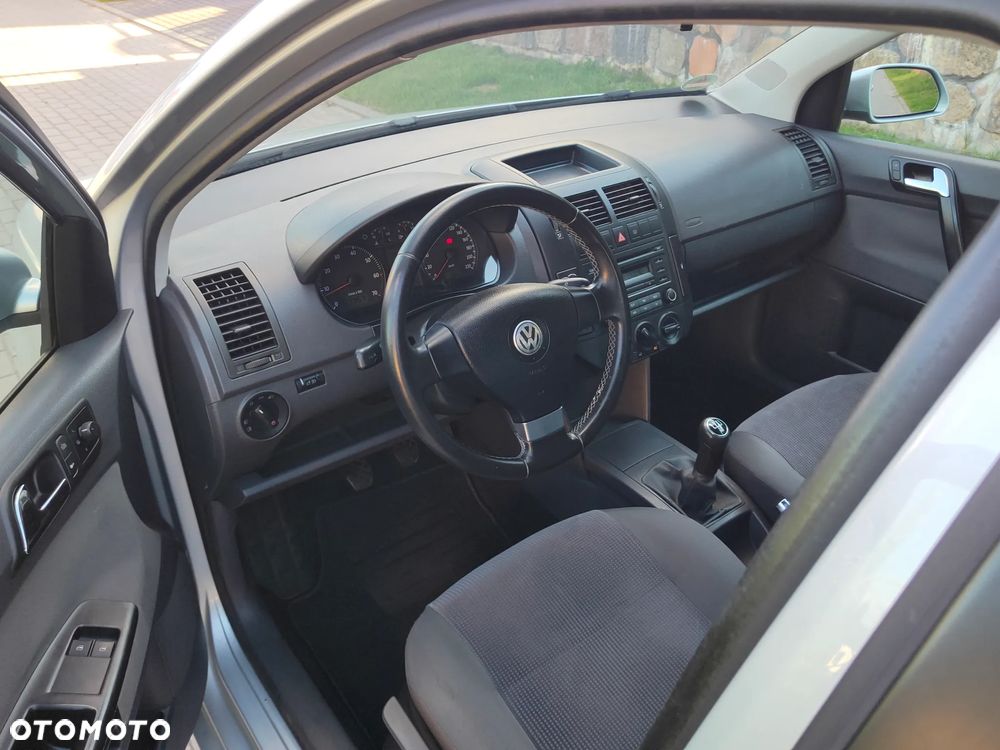 Volkswagen Polo 1.4 Comfortline - 14