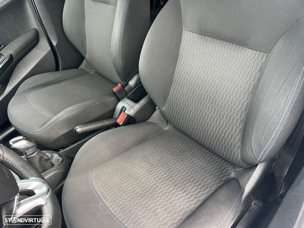 Peugeot 208 1.2 PureTech Style - 44
