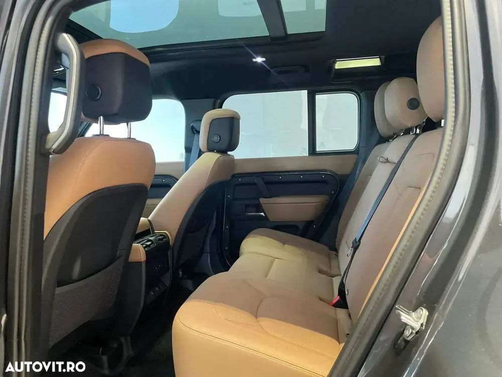 Land Rover Defender - 5