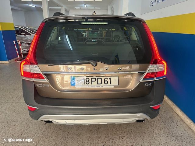 Volvo XC 70 2.0 D4 Summum Geartronic - 8
