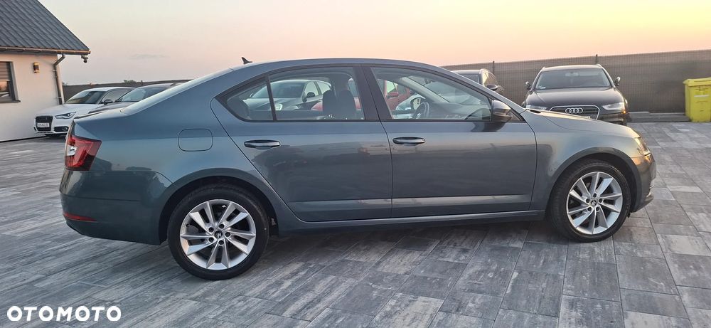 Skoda Octavia 2.0 TDI Tour - 4