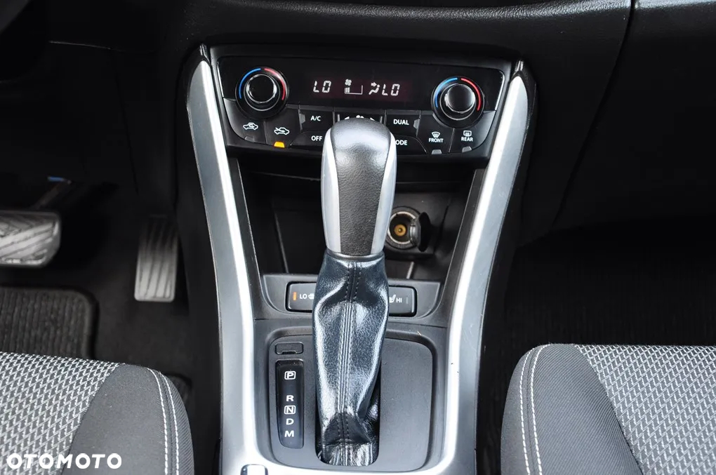Suzuki SX4 S-Cross 1.6 VVT CVT 4x2 limited - 36
