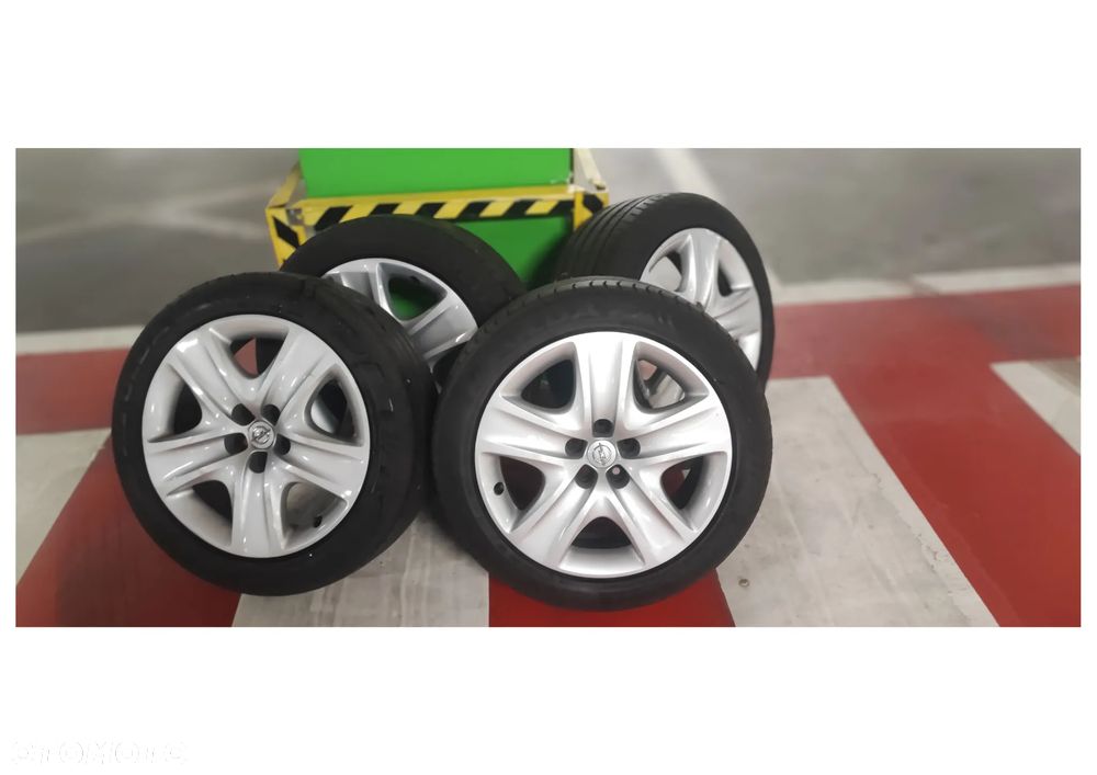 Opel Astra 1.4 Turbo Sport - 19