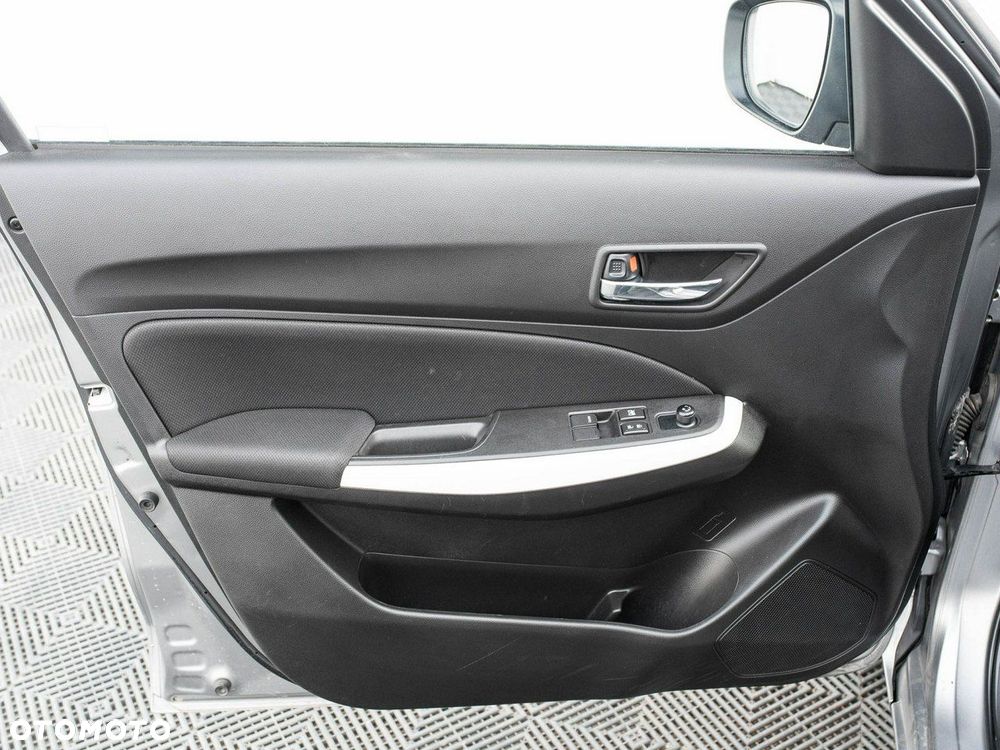 Suzuki Swift - 11