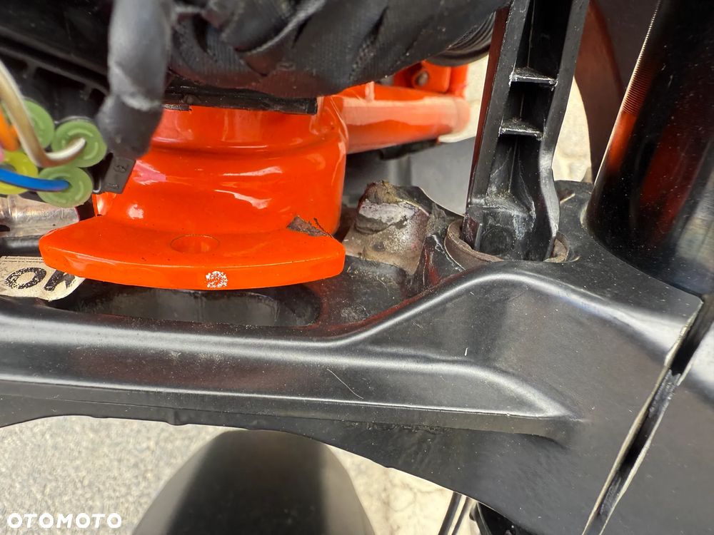 KTM Duke 125 - 23