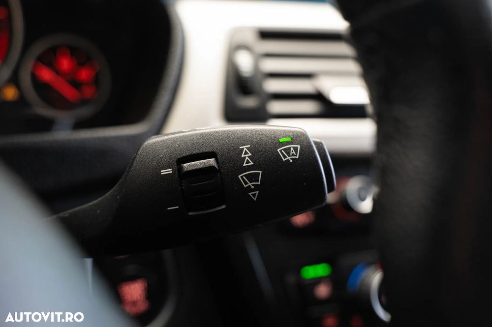 BMW Seria 3 320d Sport-Aut. - 20