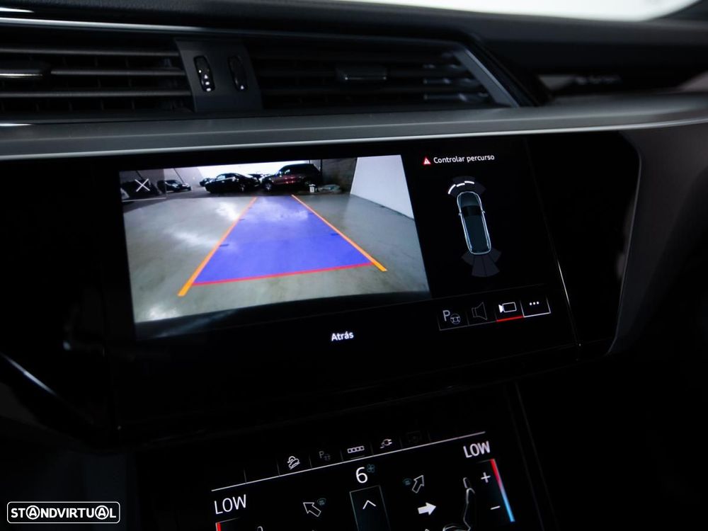 Audi e-tron 55 quattro S line - 34
