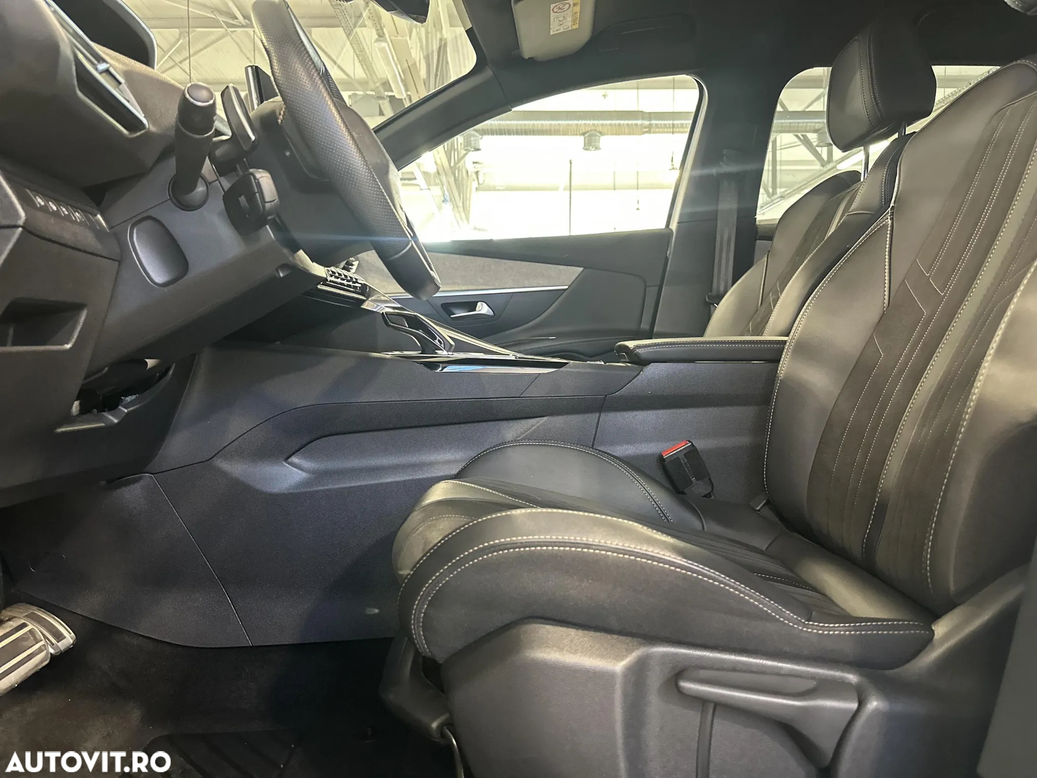 Peugeot 3008 PHEV EAT8 GT Pack - 23