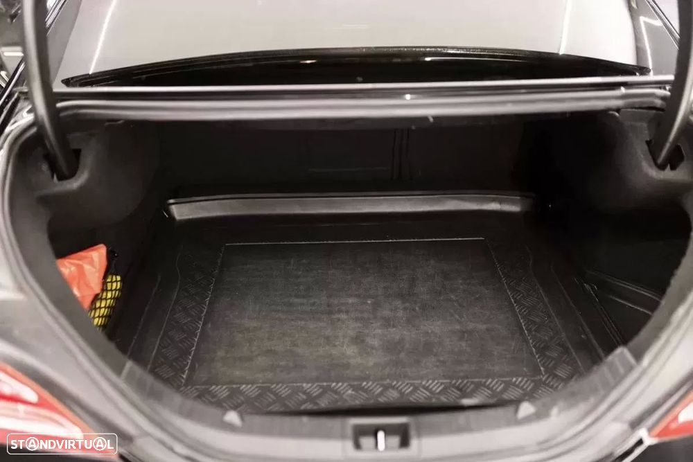 Mercedes-Benz CLA 220 - 24
